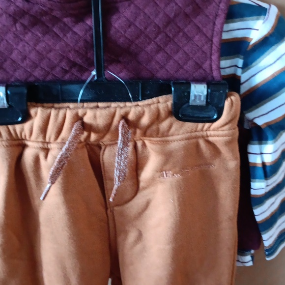 Adorable 12 Month Ben Sherman set - Picture 2 of 2